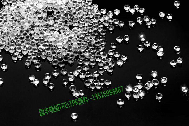 生產(chǎn)軟膠玩具采用TPR材料讓您出口無憂。